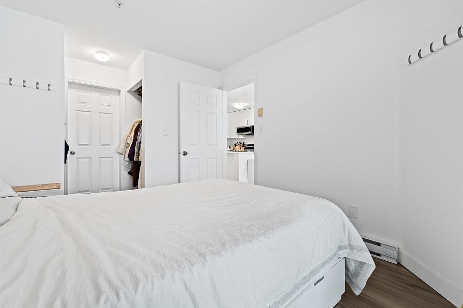 302 5818 Lincoln Street Vancouver, BC - 21