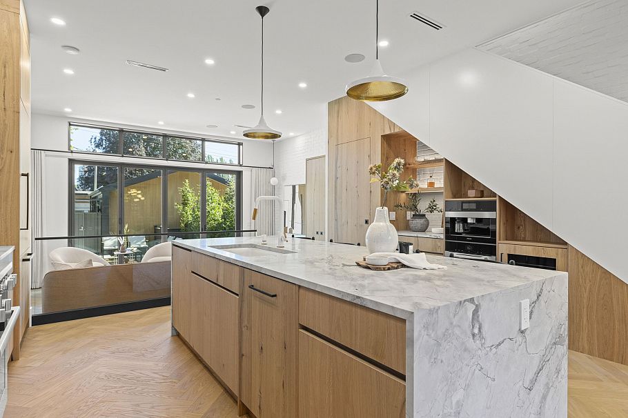 1 3768 W 2nd Avenue Vancouver, BC - 7