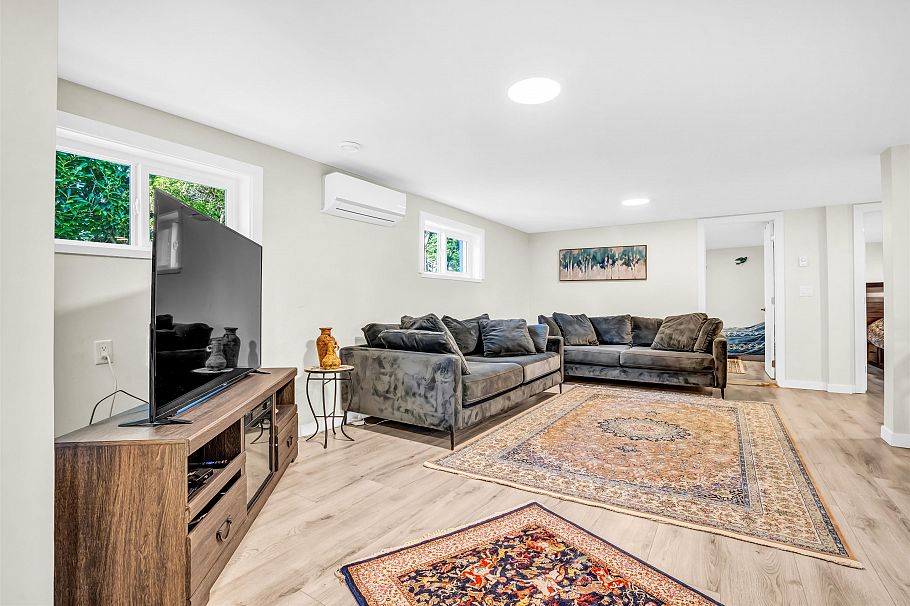 300 W Balmoral Road North Vancouver, BC - 21
