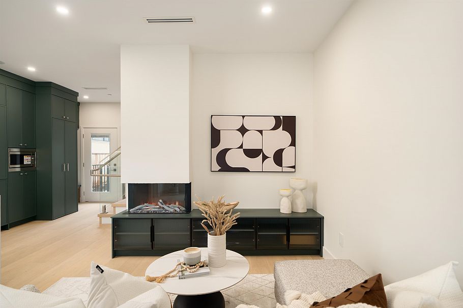 1 8508 East Boulevard Vancouver, BC - 5