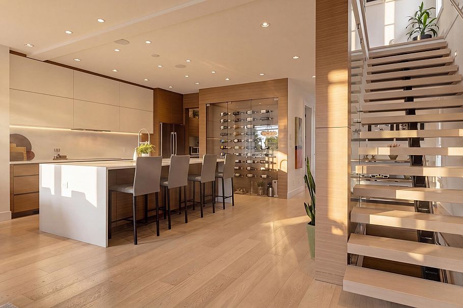 351 W 28th Street North Vancouver, BC - 13