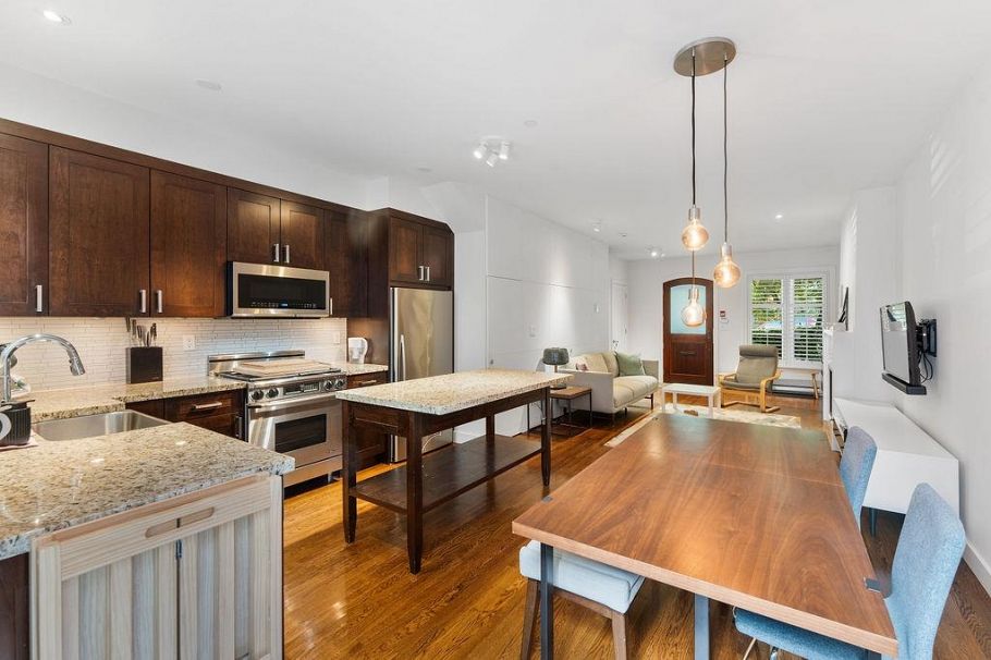 3025 Birch Street Vancouver, BC - 12