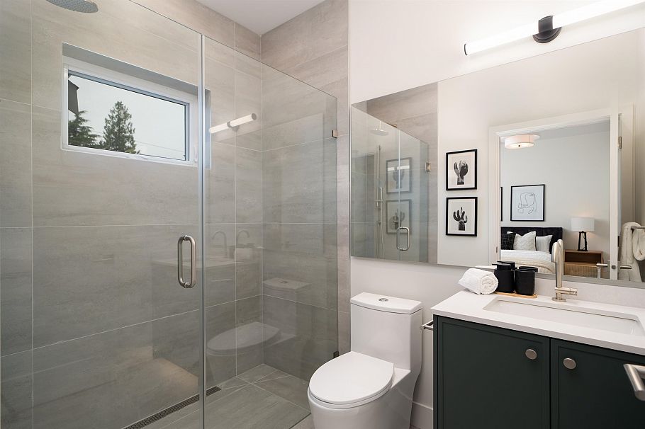 1 8508 East Boulevard Vancouver, BC - 22