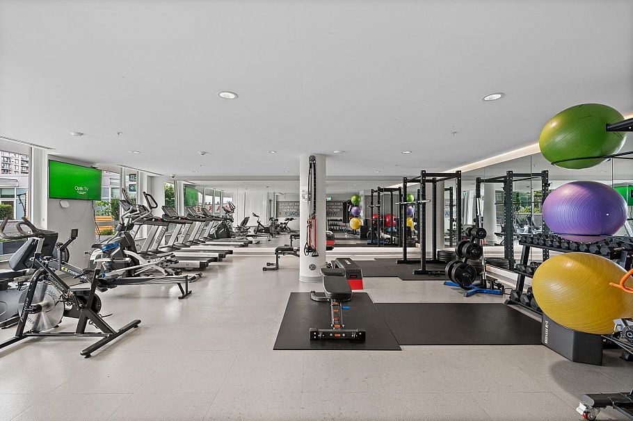 1406 118 Carrie Cates Court North Vancouver, BC - 22