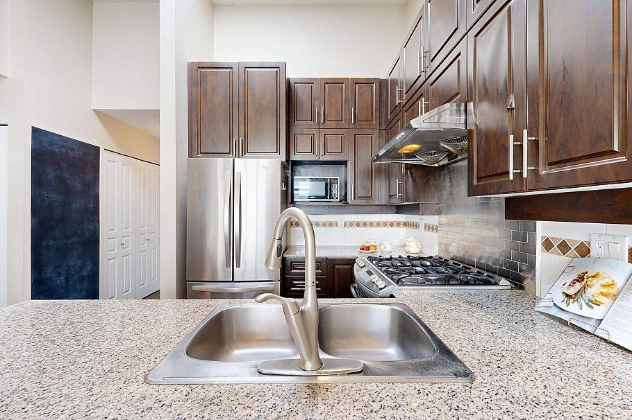 409 2181 W 10th Avenue Vancouver, BC - 20