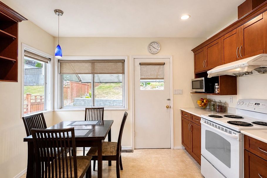 2965 E 8th Avenue Vancouver, BC - 12