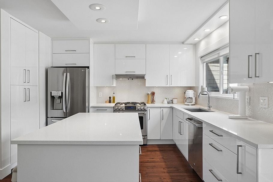 3349 W 14th Avenue Vancouver, BC - 15