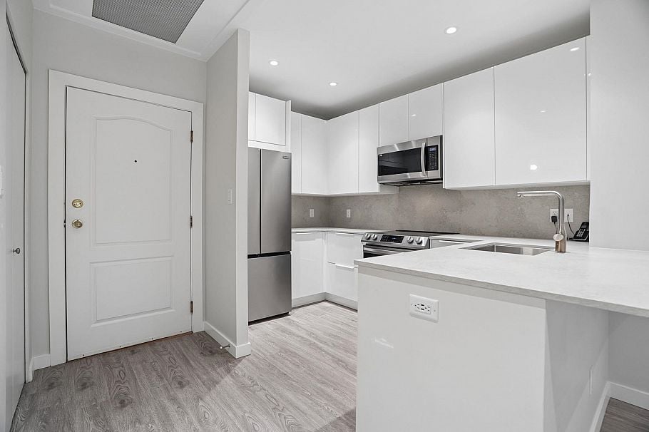 410 1177 Hornby Street Vancouver, BC - 6