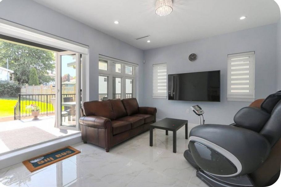 4666 Earles Street Vancouver, BC - 6