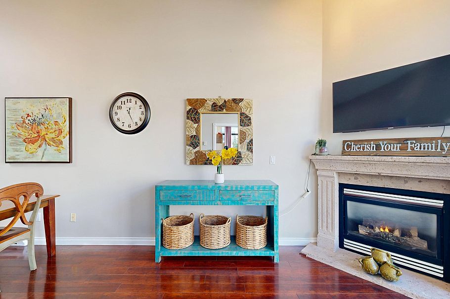 409 2181 W 10th Avenue Vancouver, BC - 5