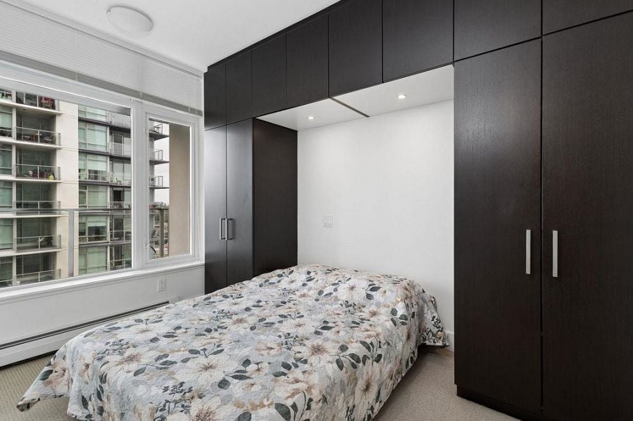 1208 1320 Chesterfield Avenue North Vancouver, BC - 10