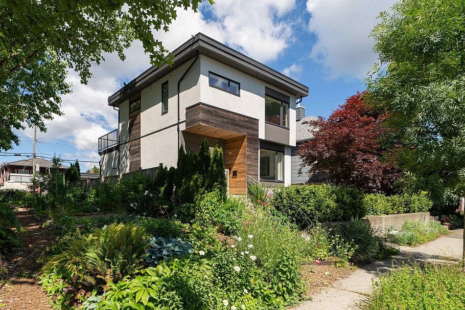 5325 Chester Street Vancouver, BC - 2