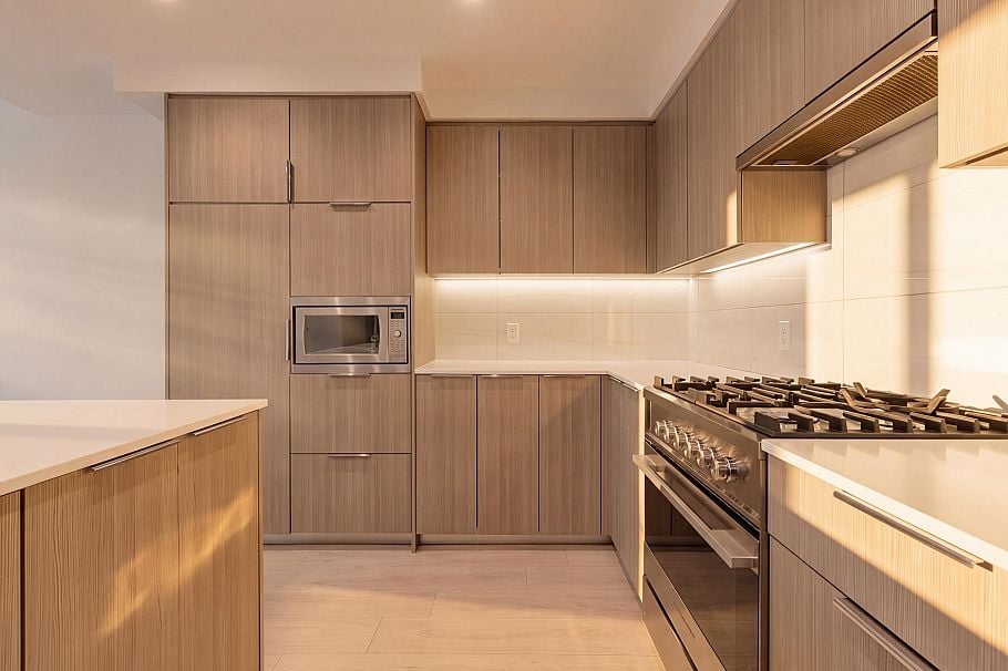 1439 Hunter Street North Vancouver, BC - 3