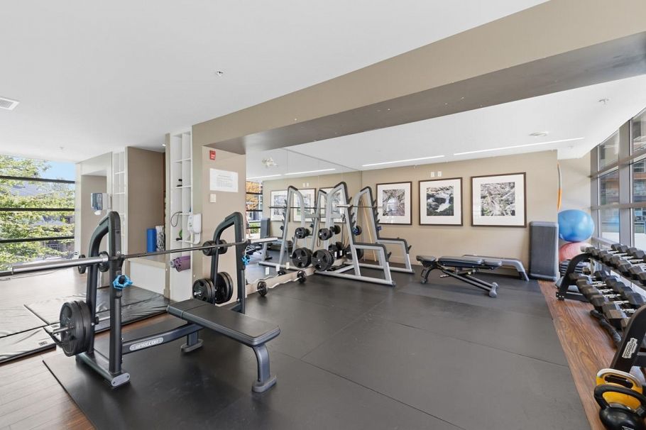 506 3606 Aldercrest Drive North Vancouver, BC - 30
