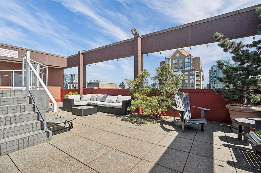 410 1177 Hornby Street Vancouver, BC - 17