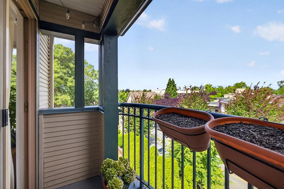 401 688 E 16th Avenue Vancouver, BC - 12