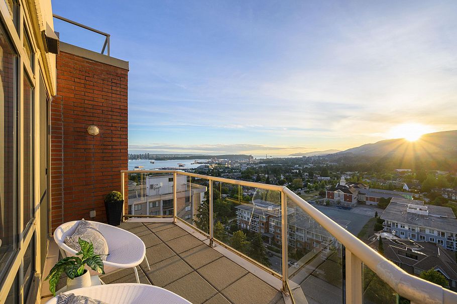 1505 160 W Keith Road North Vancouver, BC - 18