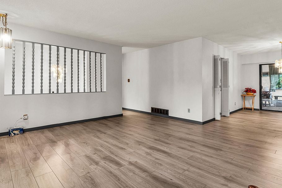 2599 Masefield Road North Vancouver, BC - 17