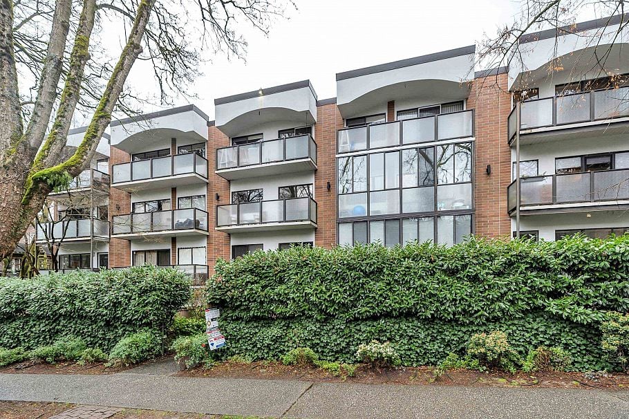 108 1535 Nelson Street Vancouver, BC - 1