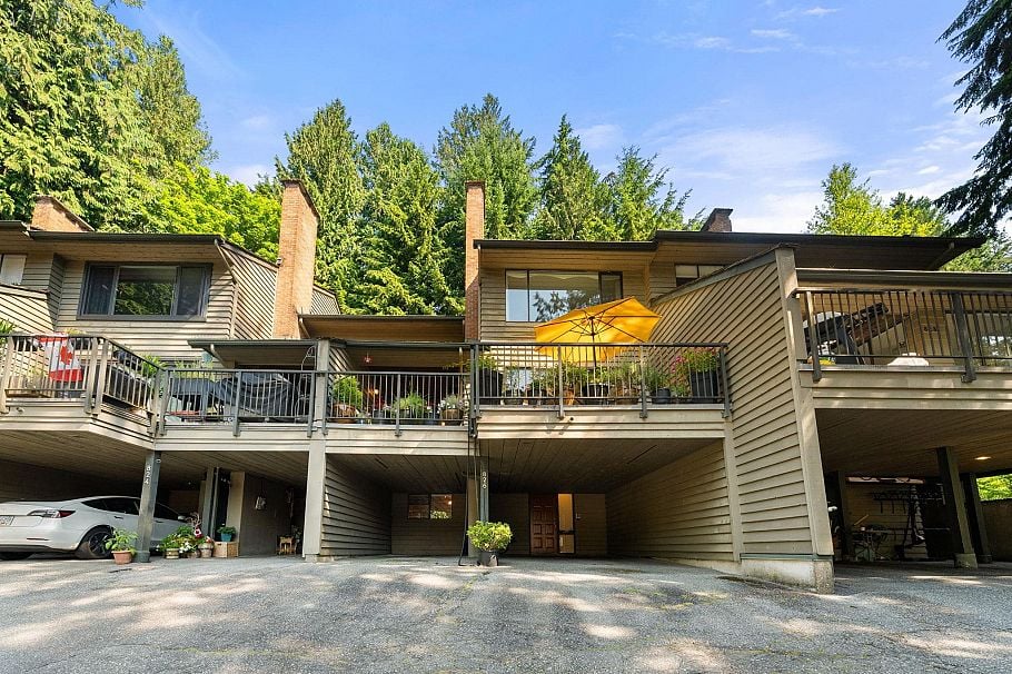 826 Frederick Road North Vancouver, BC - 1