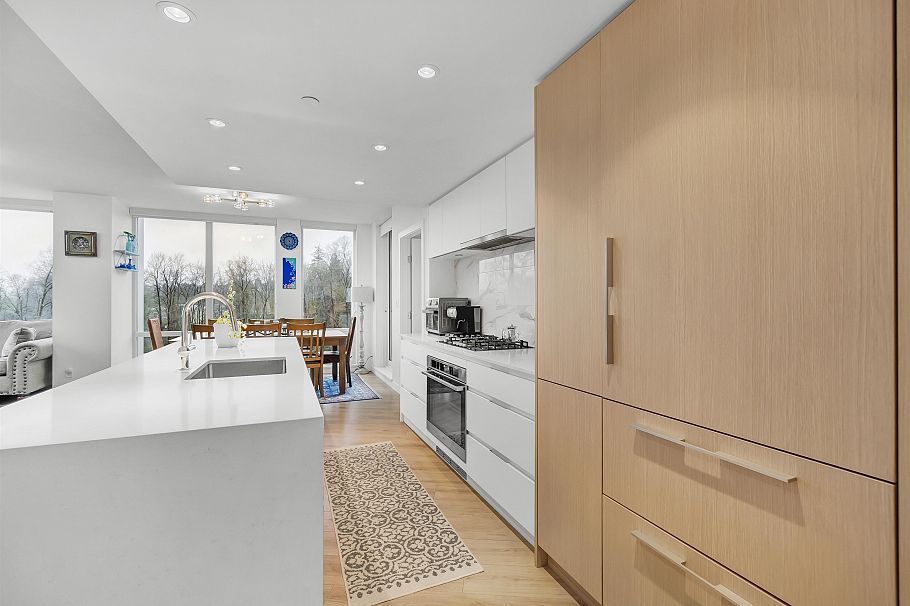 412 1500 Fern Street North Vancouver, BC - 11