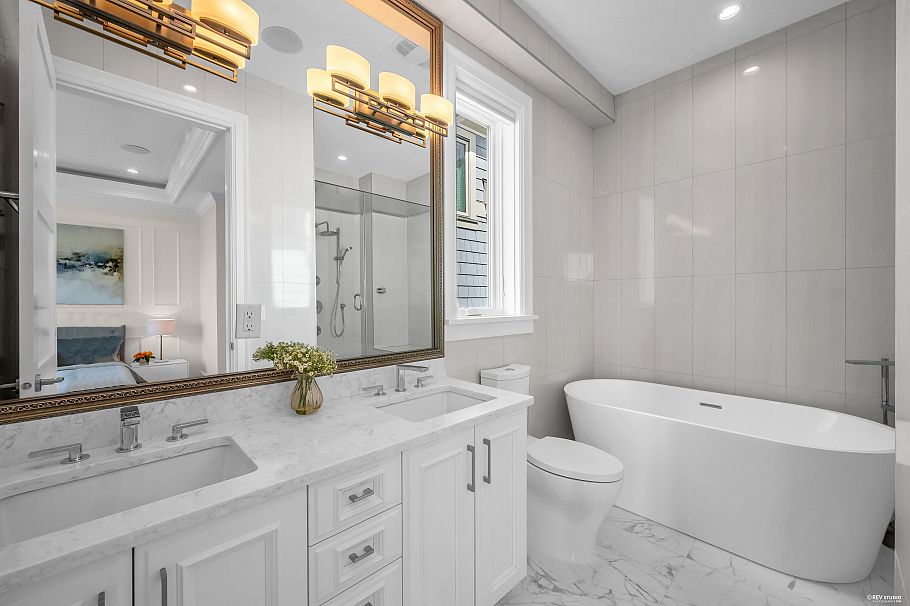 3581 W 32nd Avenue Vancouver, BC - 28