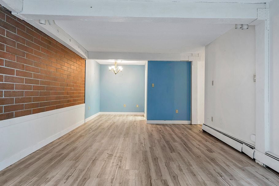 108 1535 Nelson Street Vancouver, BC - 12