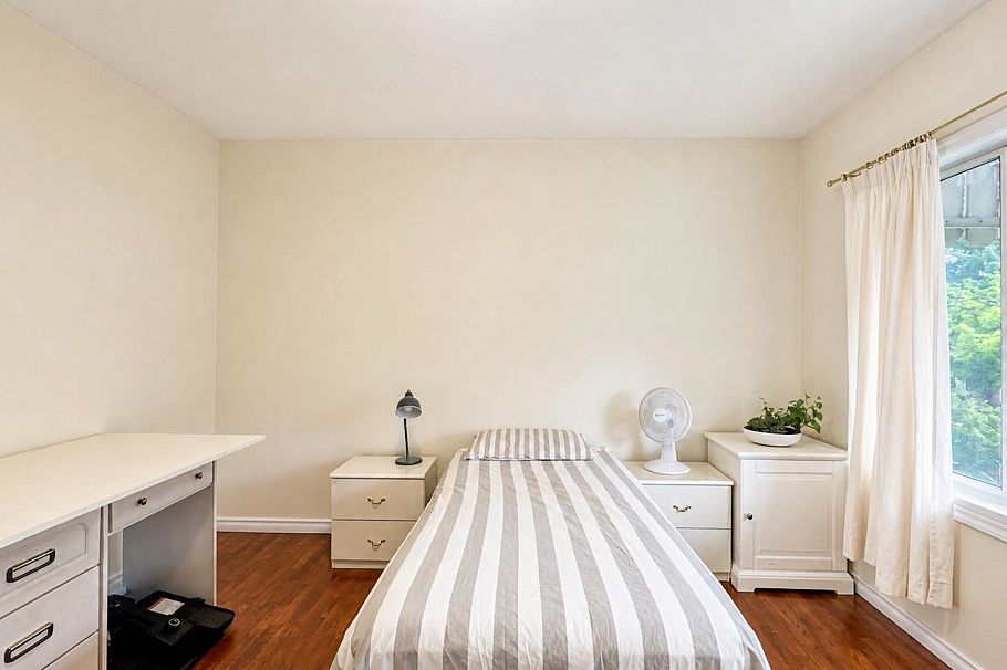 2965 E 8th Avenue Vancouver, BC - 17