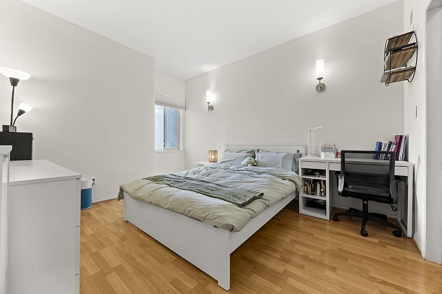 104 177 W 5th Street North Vancouver, BC - 10