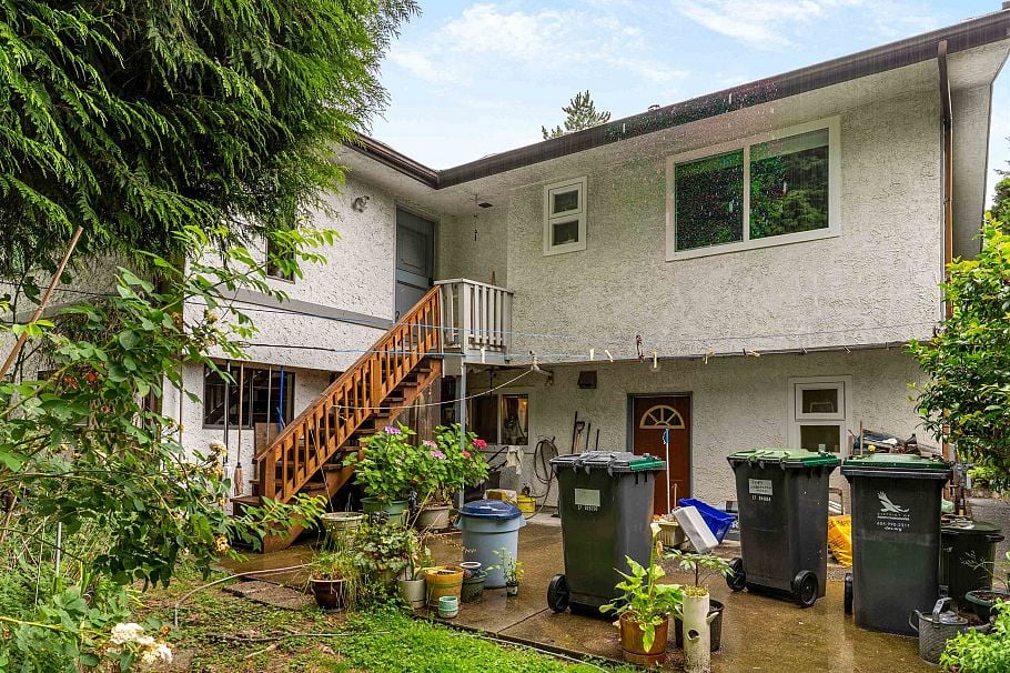 2599 Masefield Road North Vancouver, BC - 27