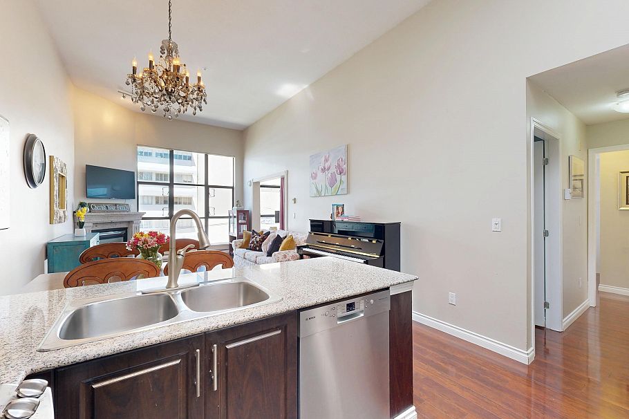 409 2181 W 10th Avenue Vancouver, BC - 17