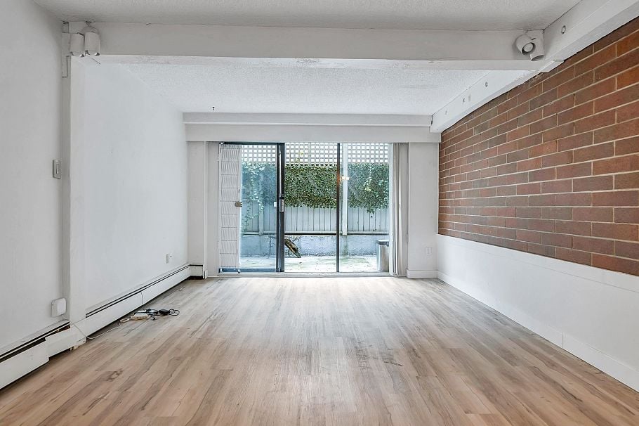 108 1535 Nelson Street Vancouver, BC - 2