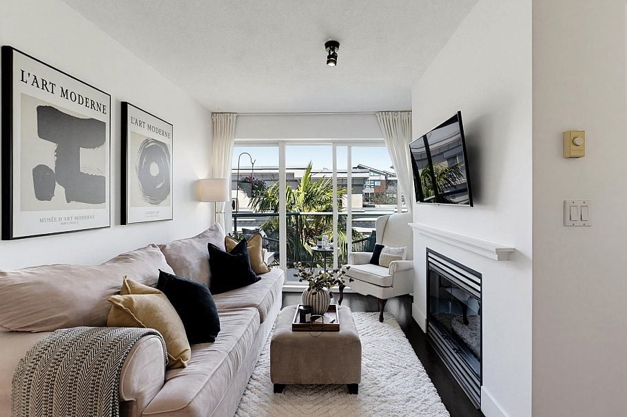 323 332 Lonsdale Avenue North Vancouver, BC - 4