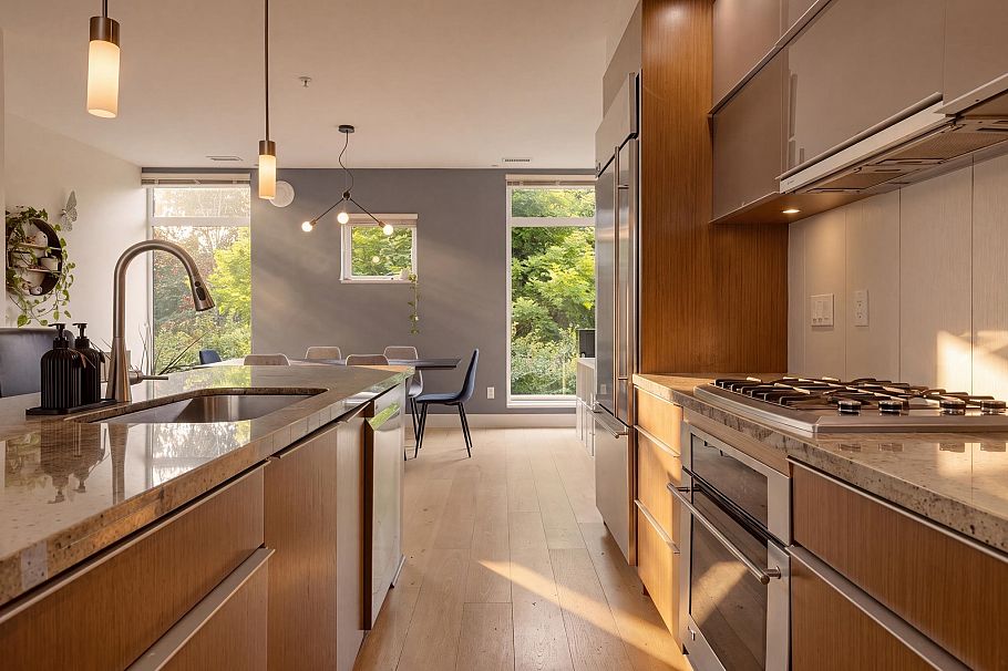 2975 Wall Street Vancouver, BC - 15