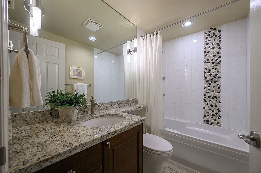 1505 160 W Keith Road North Vancouver, BC - 34