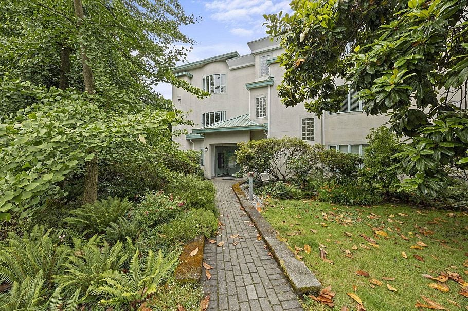 104 177 W 5th Street North Vancouver, BC - 22