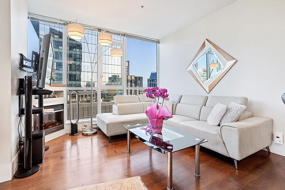 3303 1189 Melville Street Vancouver, BC - 21
