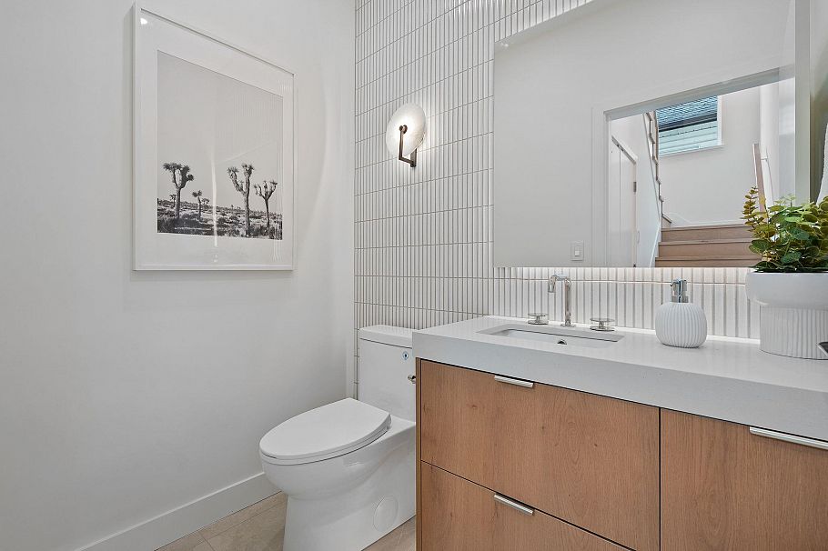 2 2211 William Street Vancouver, BC - 15