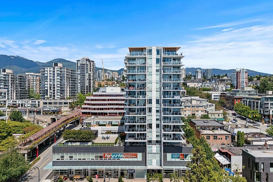 1406 118 Carrie Cates Court North Vancouver, BC - 1