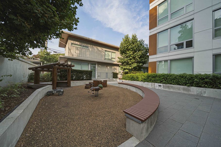 206 5058 Cambie Street Vancouver, BC - 23