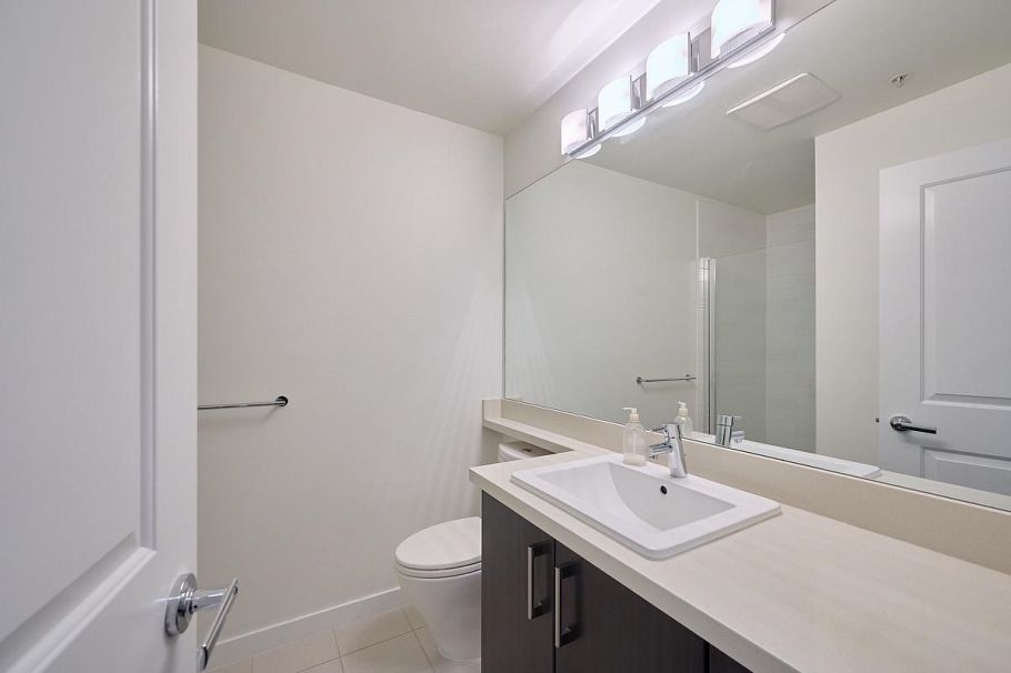 102 3163 Riverwalk Avenue Vancouver, BC - 14