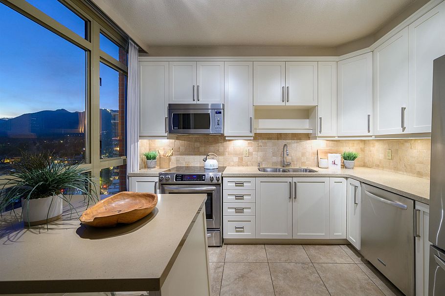 1505 160 W Keith Road North Vancouver, BC - 6