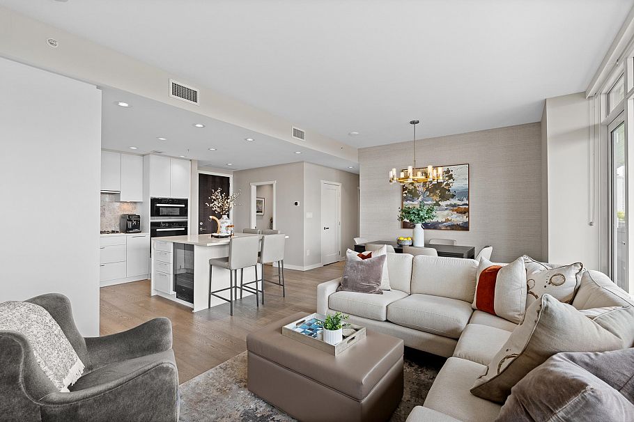 1406 118 Carrie Cates Court North Vancouver, BC - 6