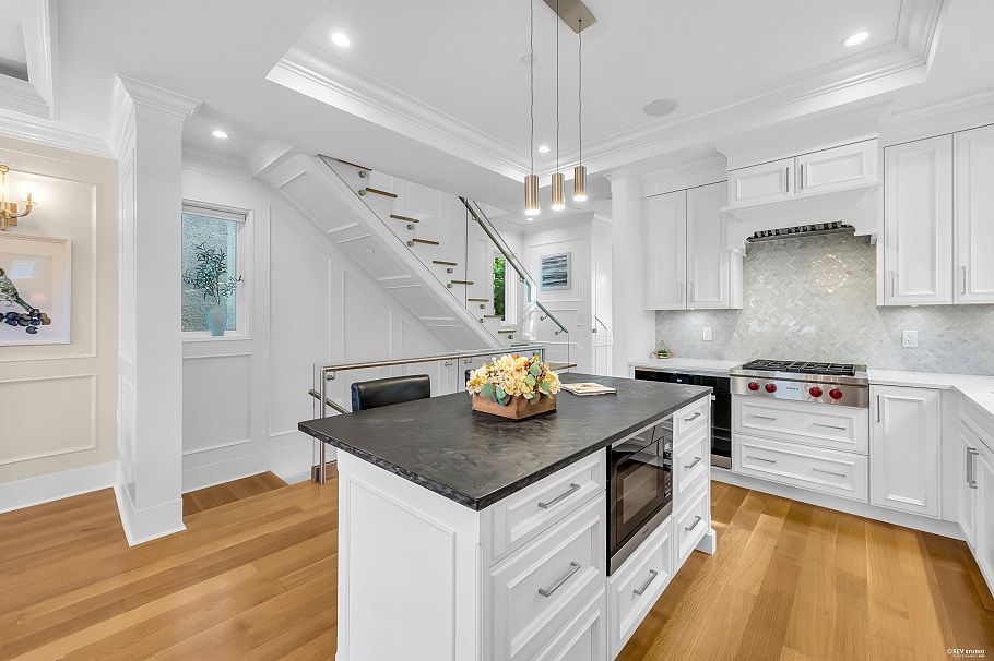 3581 W 32nd Avenue Vancouver, BC - 14