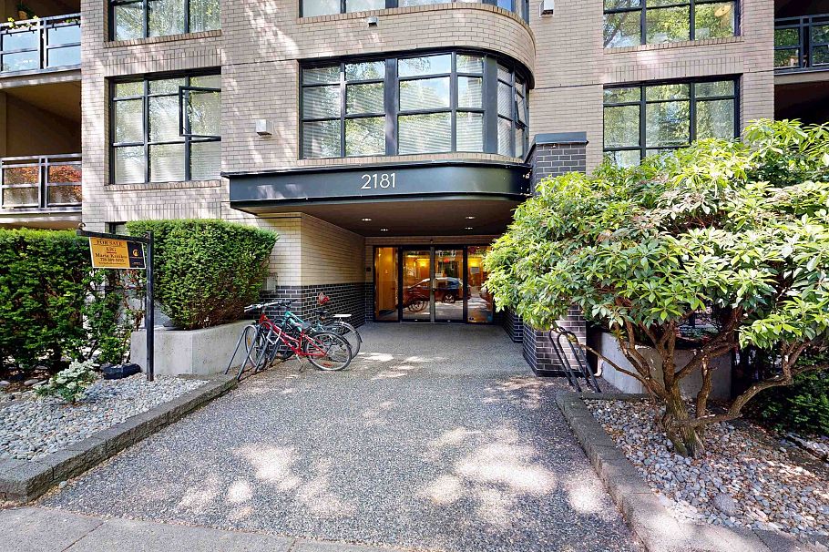 409 2181 W 10th Avenue Vancouver, BC - 29