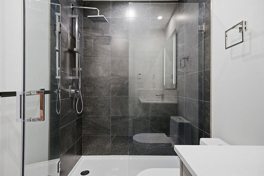 111 342 Mountain Highway North Vancouver, BC - 20