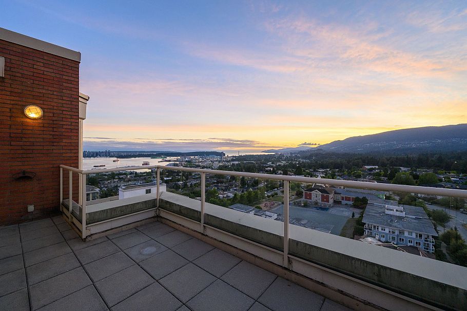 1505 160 W Keith Road North Vancouver, BC - 32