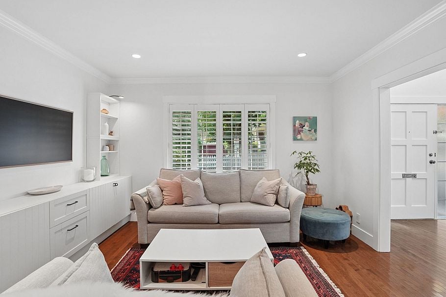 3349 W 14th Avenue Vancouver, BC - 6