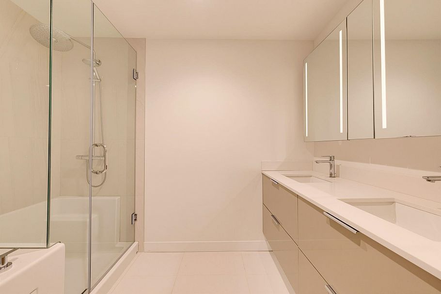 1439 Hunter Street North Vancouver, BC - 12