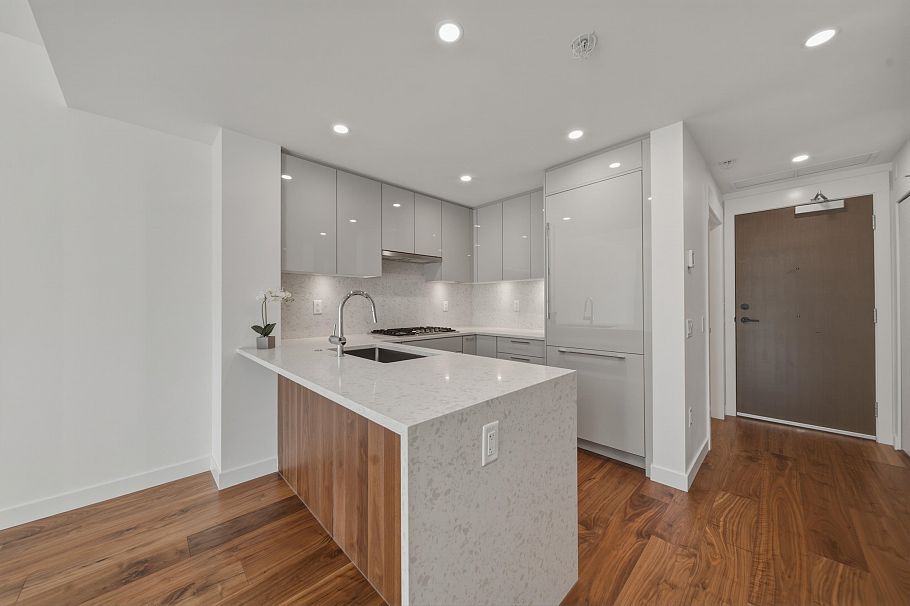 206 5058 Cambie Street Vancouver, BC - 6
